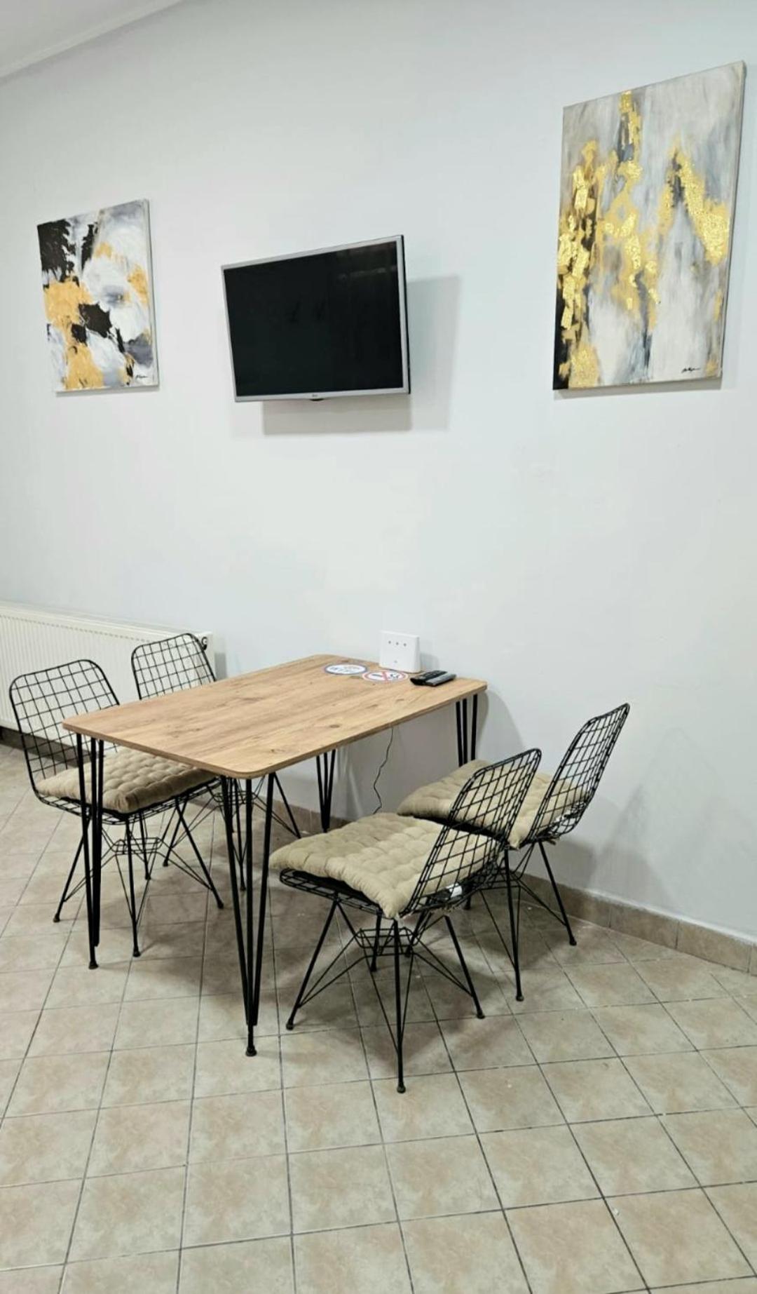 Appartamento Apartman Splendid Kladovo Esterno foto